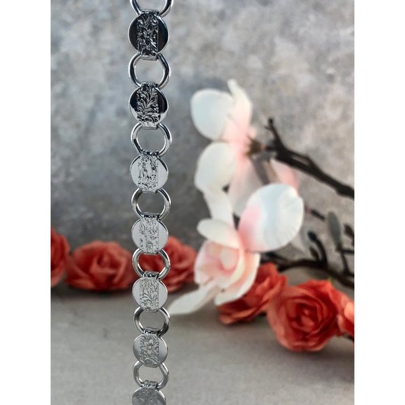 Vintage silver tone SARAH COVENTRY bracelet - Picture 2 of 3